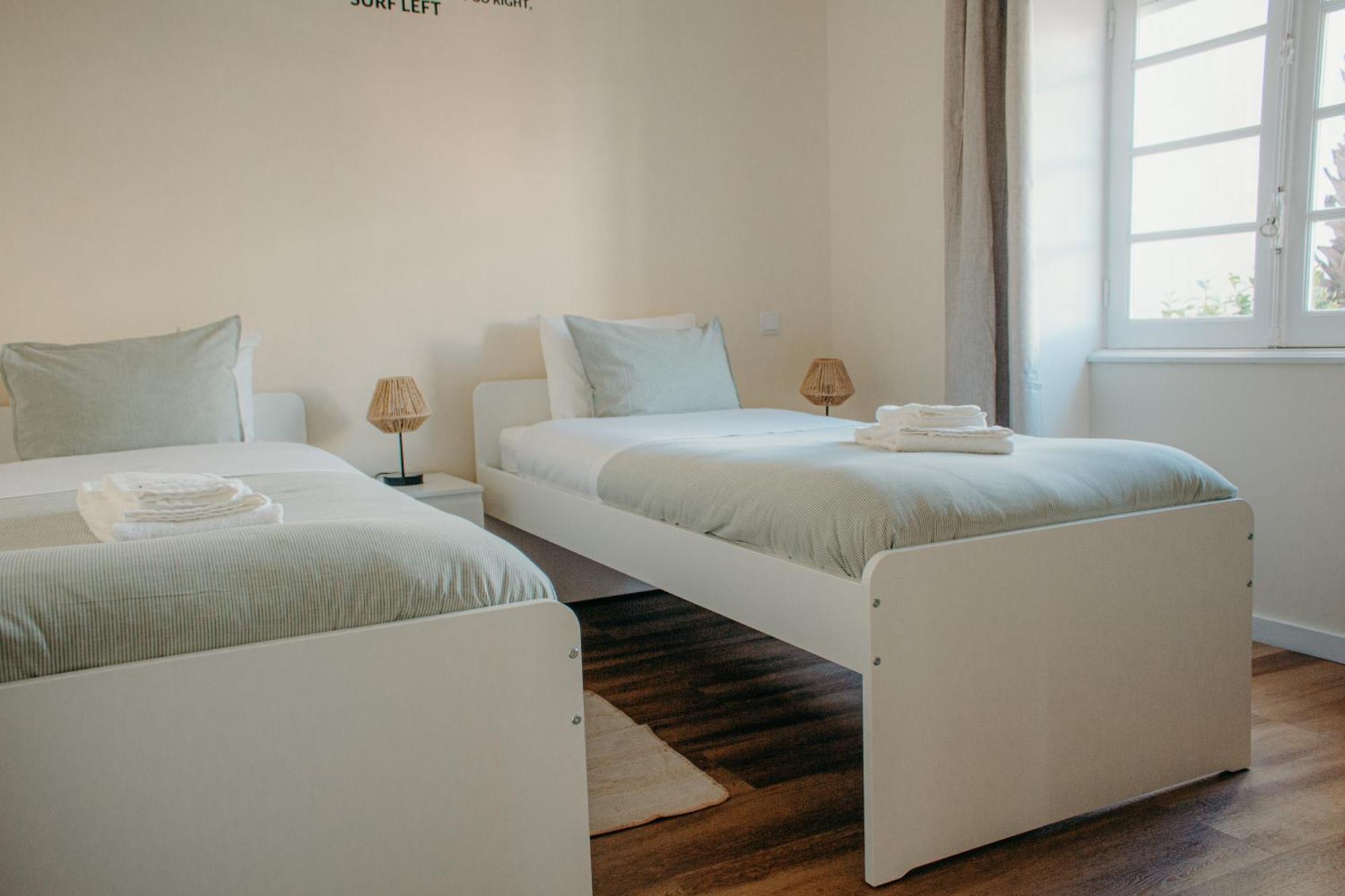 Green Coast Surf House Espinho  Esterno foto